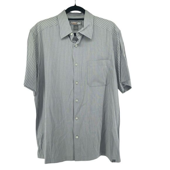 Urban Pipeline Men’s Gray White Striped Short Sleeve Collared Button Front Top M - Picture 1 of 9